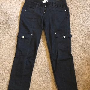 Black straight leg Capri pants.